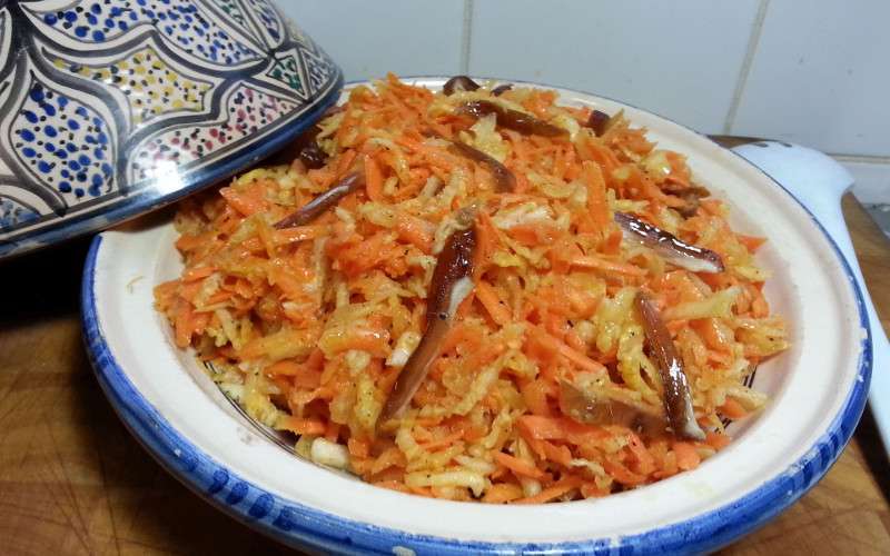 Wortelsalade met gedroogde vruchten