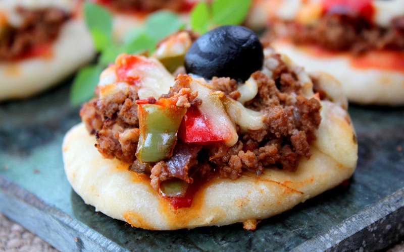 Mini pizza’s met kefta 