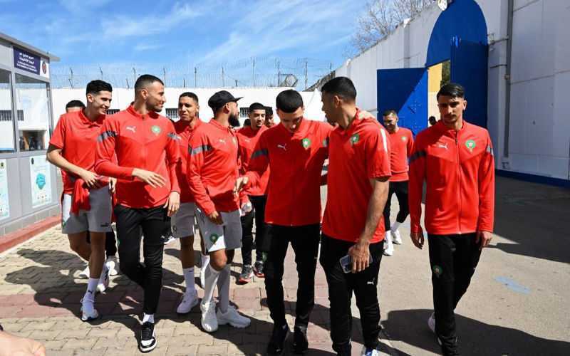 Atlas Leeuwen bezoeken gevangenis Salé (foto's)