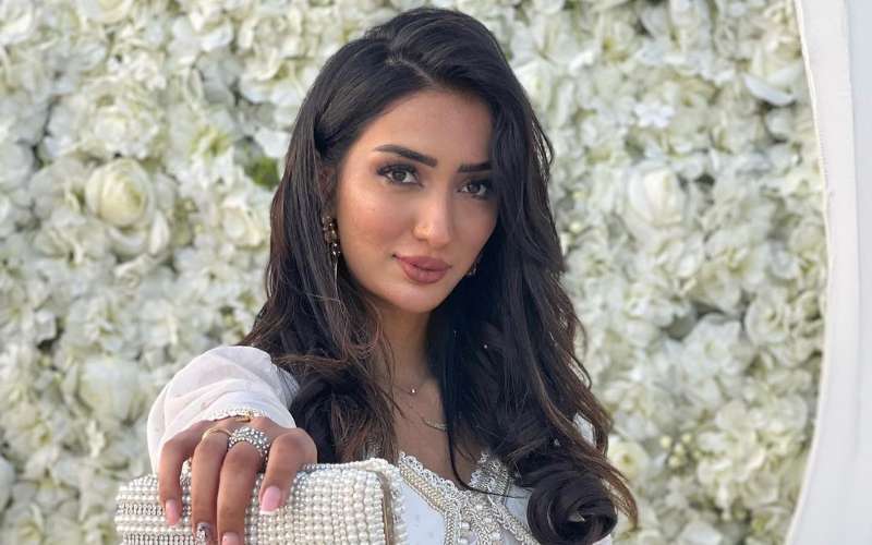 Cho Rouk Miss Arab World Chorouk Chelouati vertelt over geheim huwelijk