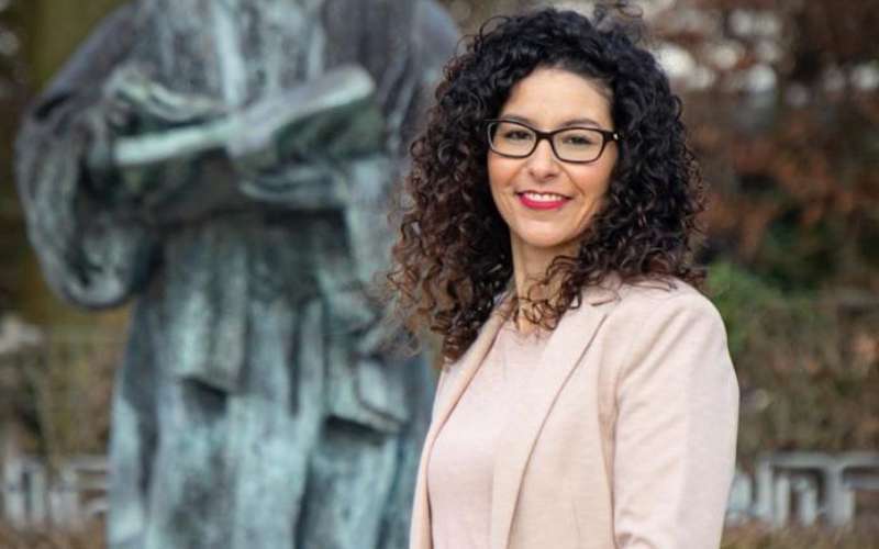 Il professor Hanan de Schilderswijk è un modello, ma spesso viene sottovalutato