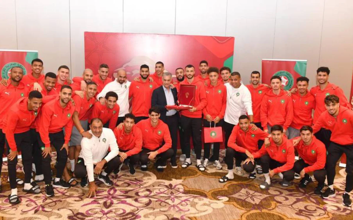 Oud-internationals Noord-Marokko ontmoeten Atlas Leeuwen (video)