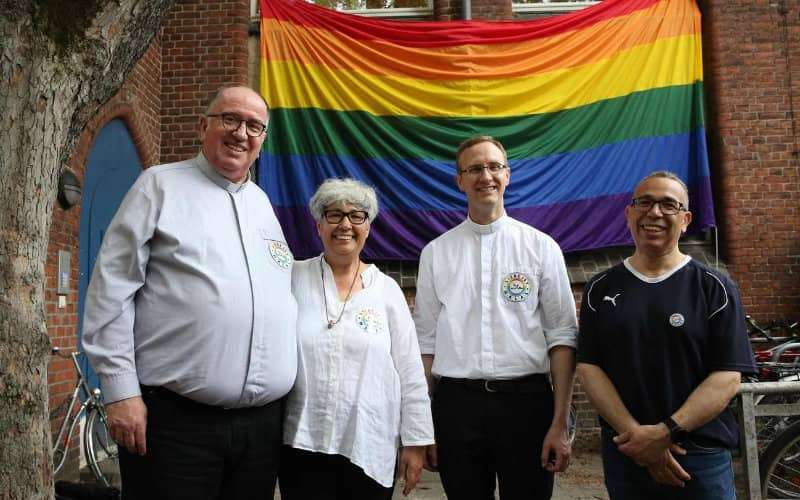 Berlijnse Moskee Steunt LGBTQ gemeenschap