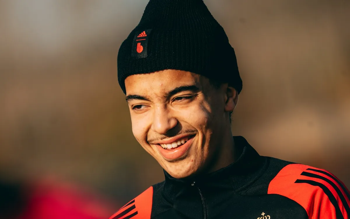 Marokkaanse voetbalbond gaat voor offensief bij Ajax-talent