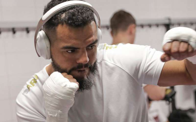 Kickbokser Tarik Khbabez treft Kristaps Zile op Glory 84